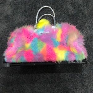 JUSTICE ~ Girls travel bag with wheels